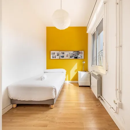 Ainb Barcelona Sants Apartments-3